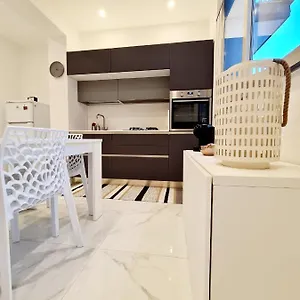 https://taormina-mare-vacanze.sicilyhotelsitaly.net
