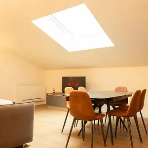 https://4-seasons-luxury-gambero-rosso-house.emilia-romagnahotels.net