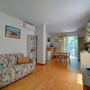 https://appartamento-le-nuvole-da-davide-e-romina.emilia-romagnahotels.net